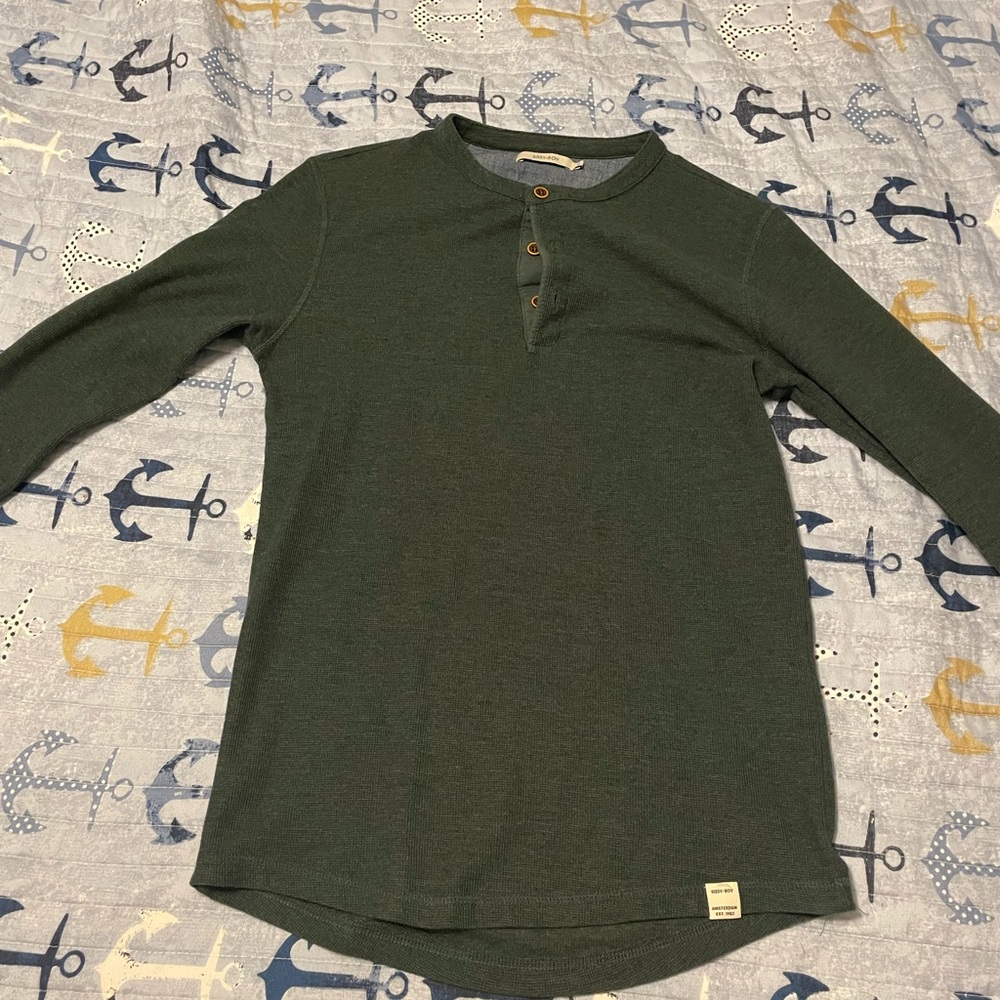 Sissy-Boy small long sleeve shirt.